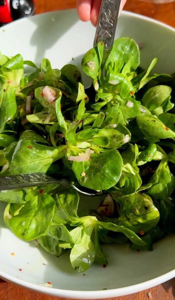 Lamb's Lettuce Salad