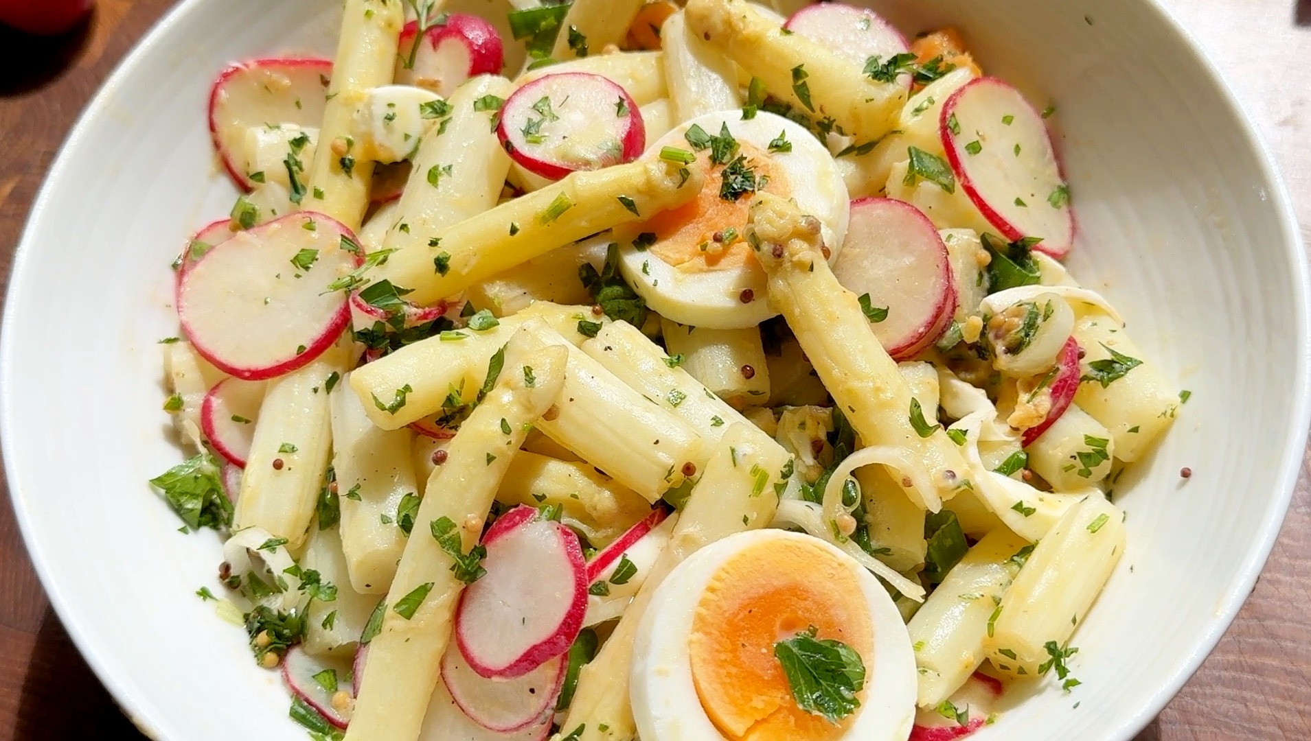 White Asparagus Salad