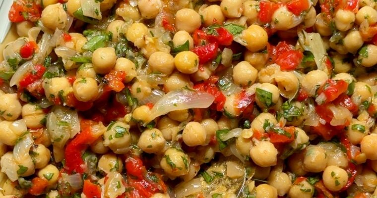 The Best Chickpea Salad