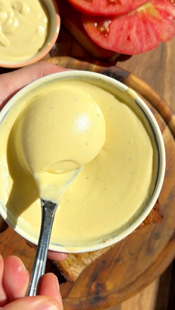 Roasted Garlic Greek Yogurt Mayo