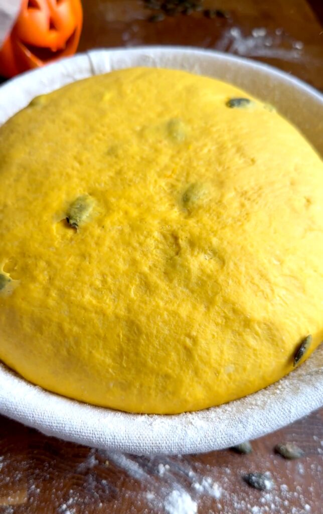 Bread with Roasted Pumpkin Seeds