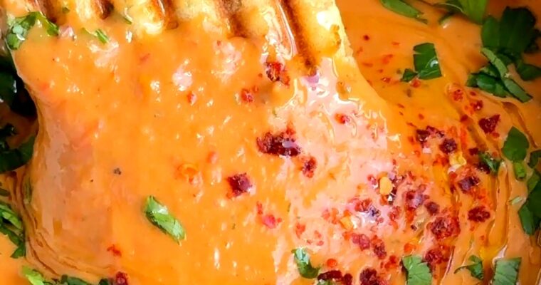 Creamy Roasted Cherry Tomato & Red Pepper Soup