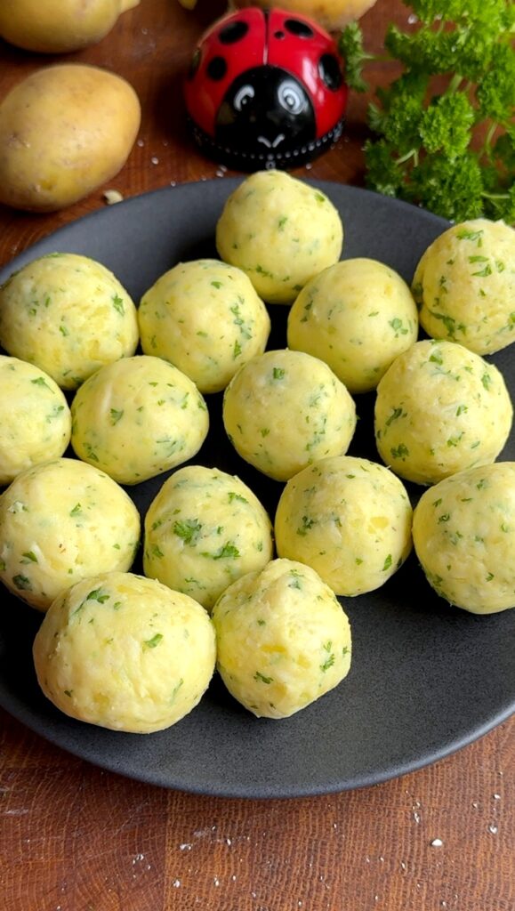 Crispy Potato Cheese Balls