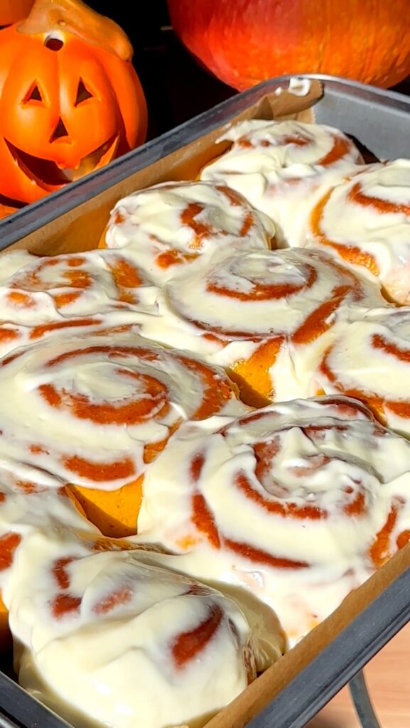 Pumpkin Cinnamon Rolls