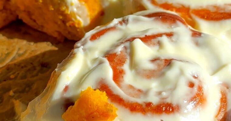 Pumpkin Cinnamon Rolls