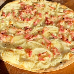 Tarte Flambée (Elsässer Flammkuchen)