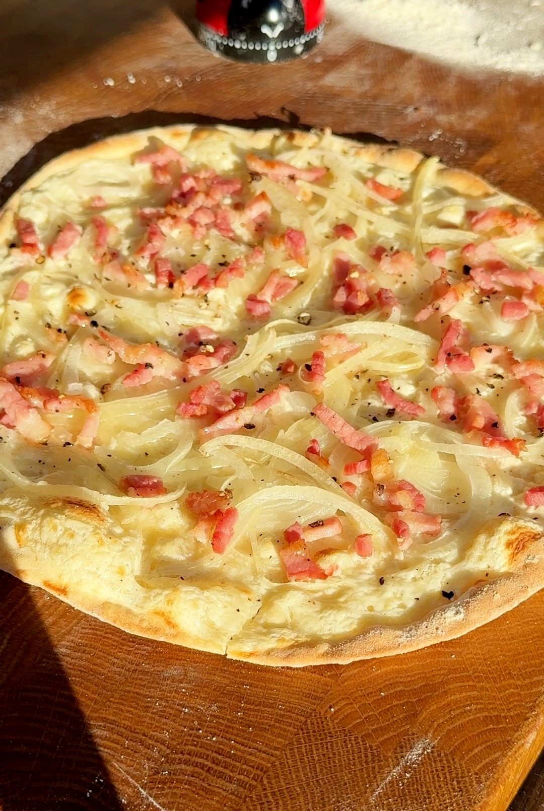 Tarte Flambée (Elsässer Flammkuchen)