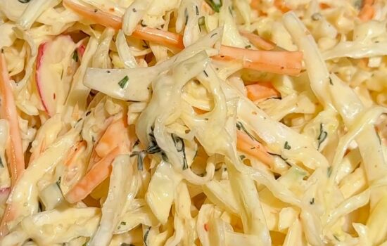 Super Creamy Coleslaw Salad: A Tangy and Refreshing Side Dish