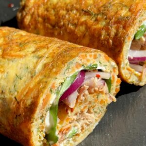 Low-Carb Egg Wrap with Tuna